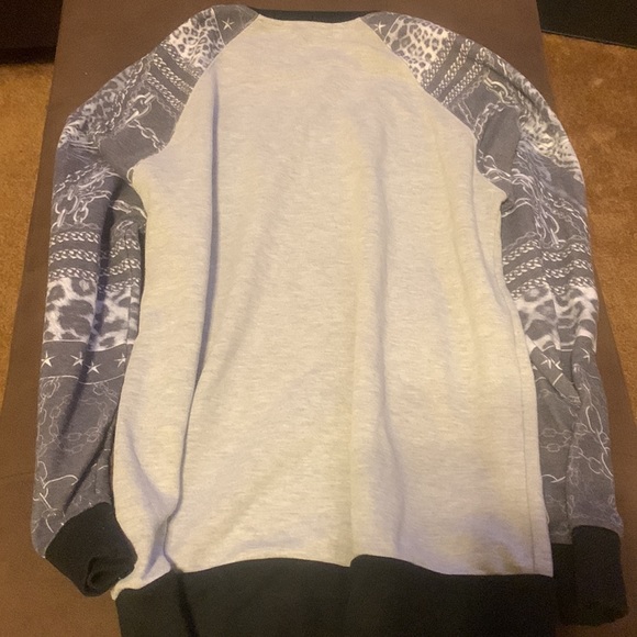 Forever 21 crew neck size S - Picture 3 of 3